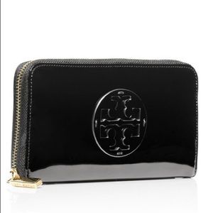 Tory Burch Stacked Patent Continental Wallet